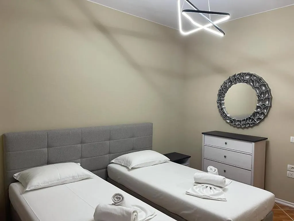 Nikoli Apartament Himare 0*,  Albania